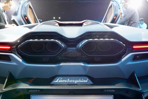 Lamborghini_Revuelto_Viet_Nam_03