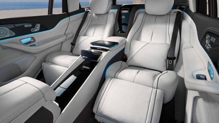 Mercedes-Maybach-GLS-600-4MATIC-2025