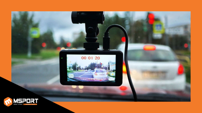 Đồng hồ camera hành trình bị reset về ngày mặc định